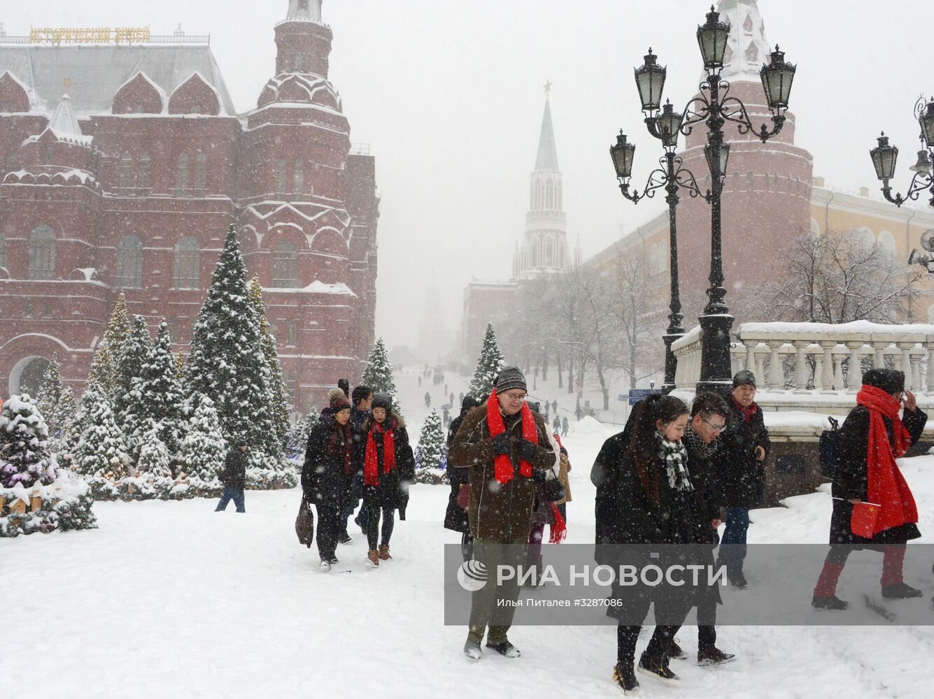 Снегопад в Москве