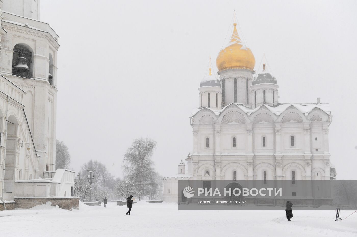 Снегопад в Москве