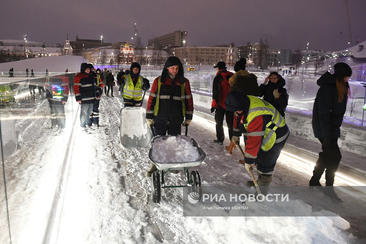 Снегопад в Москве