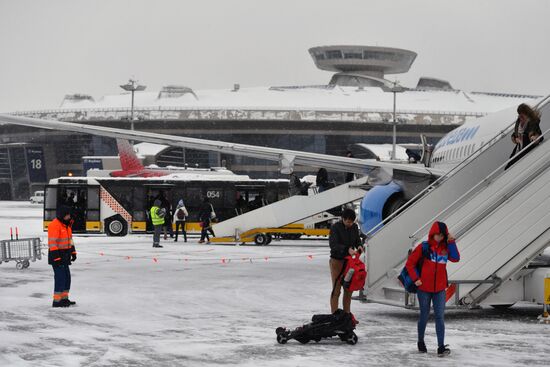 Задержки авиарейсов в московских аэропортах