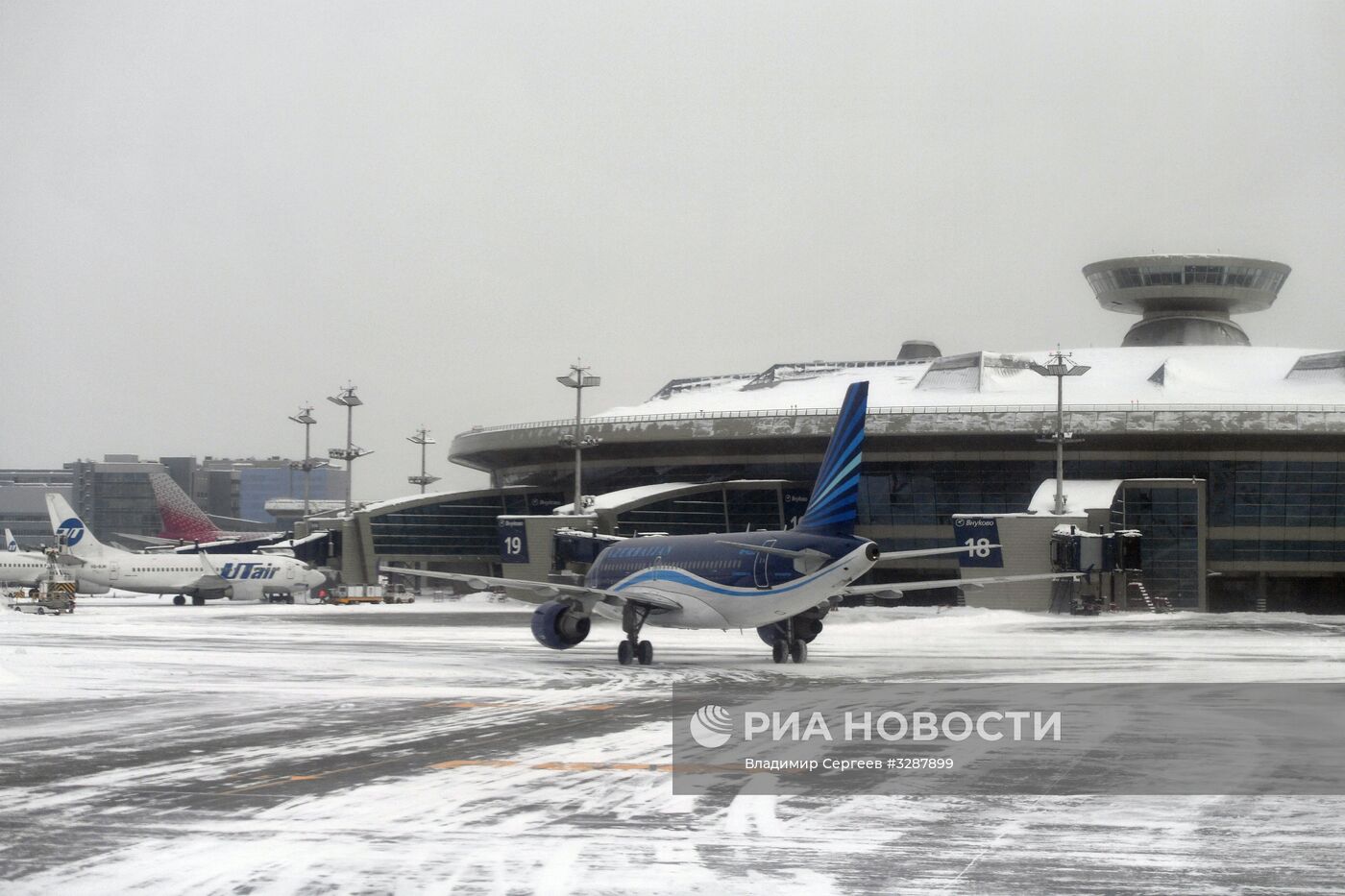 Задержки авиарейсов в московских аэропортах