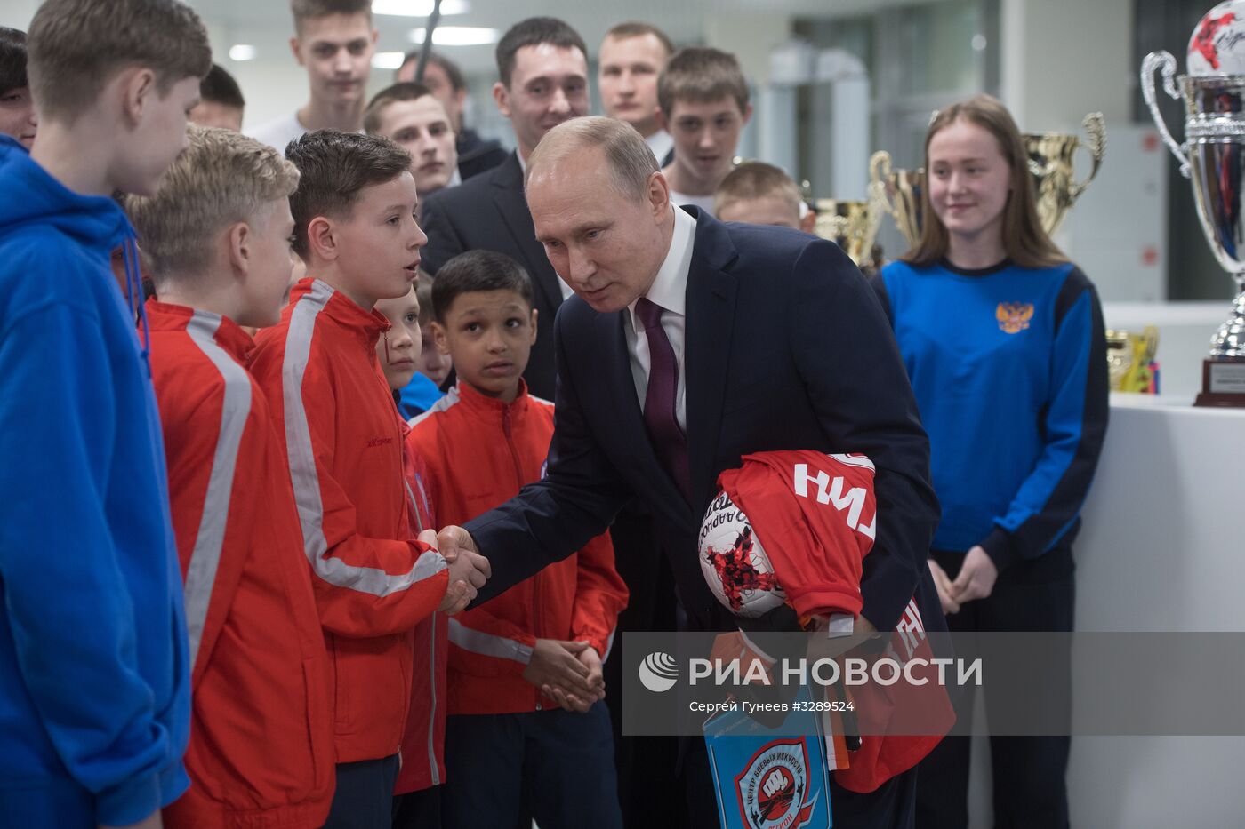 Рабочая поездка президента РФ В. Путина в Красноярск