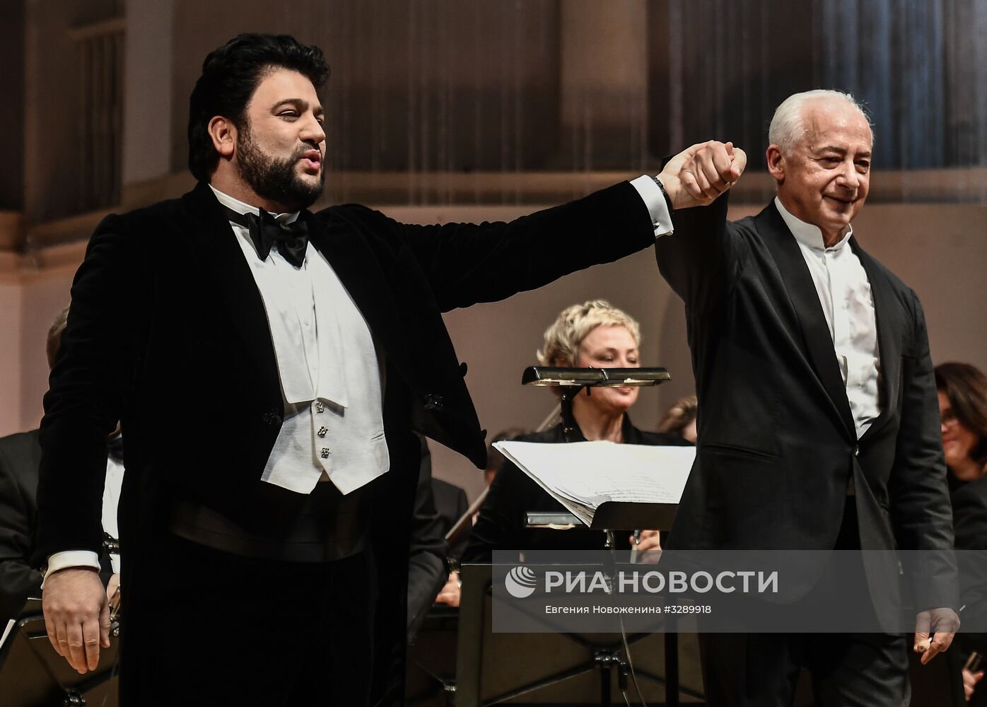 Концерт оперных певцов А. Нетребко и Ю. Эйвазова