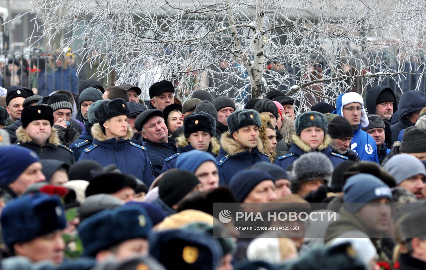 Церемония прощания с летчиком Романом Филиповым в Воронеже