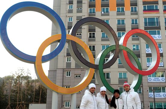 Российские спортсмены в олимпийской деревне