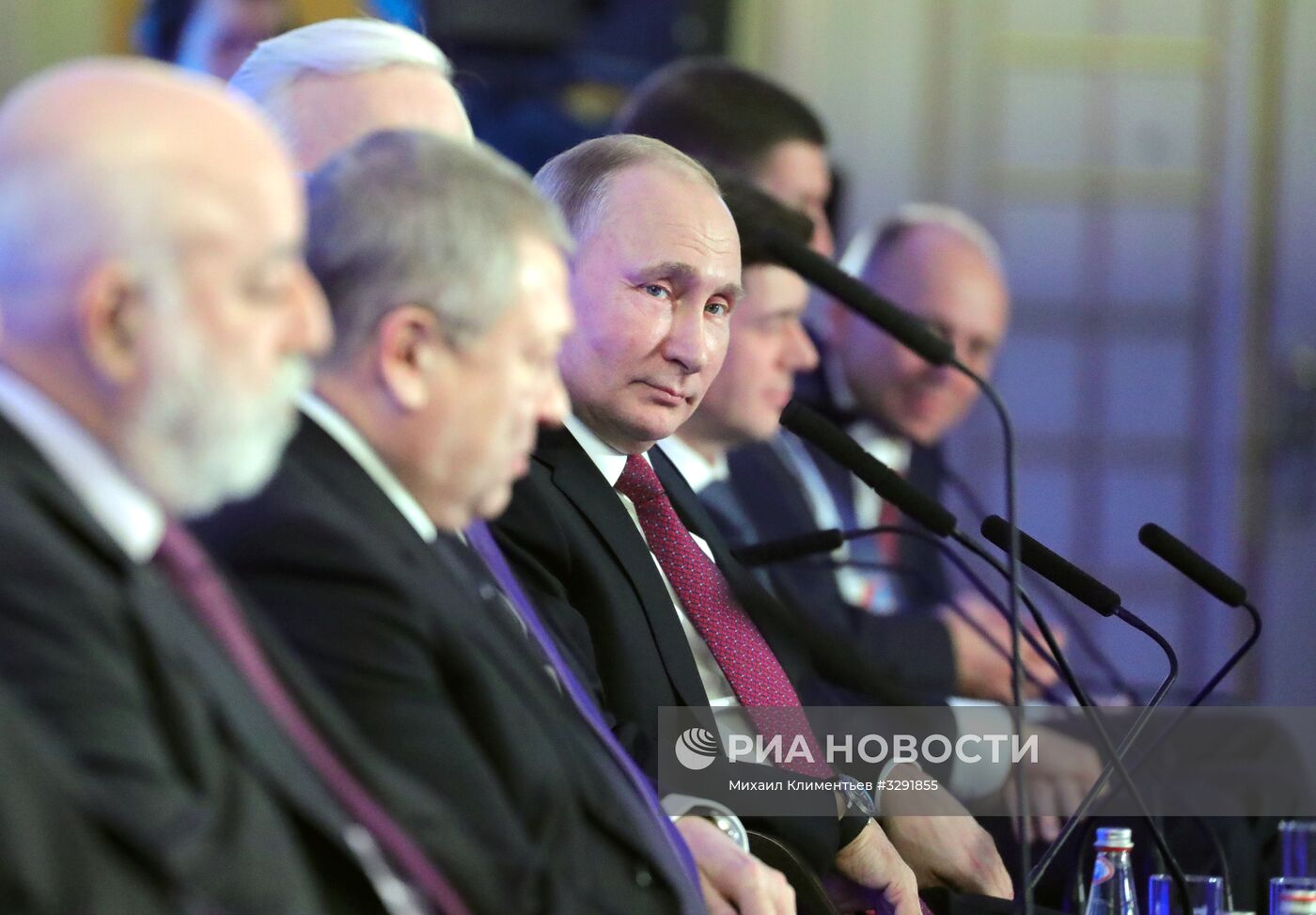 Президент РФ В. Путин посетил съезд РСПП