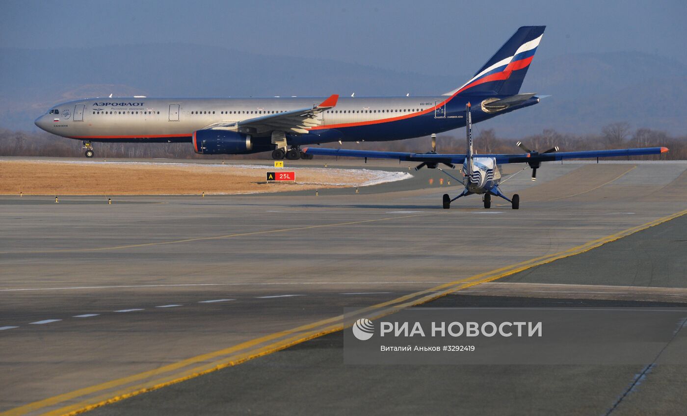 Работа международного аэропорта "Владивосток"