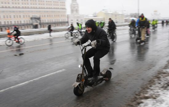 Третий зимний московский велопарад