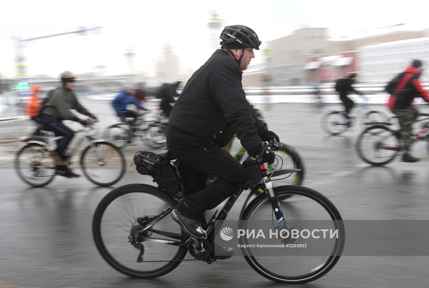 Третий зимний московский велопарад