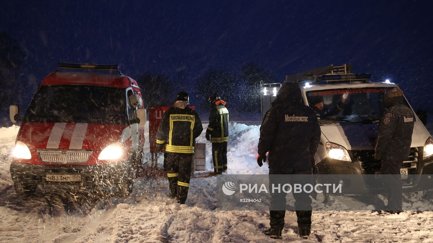 Крушение пассажирского самолета в Московской области