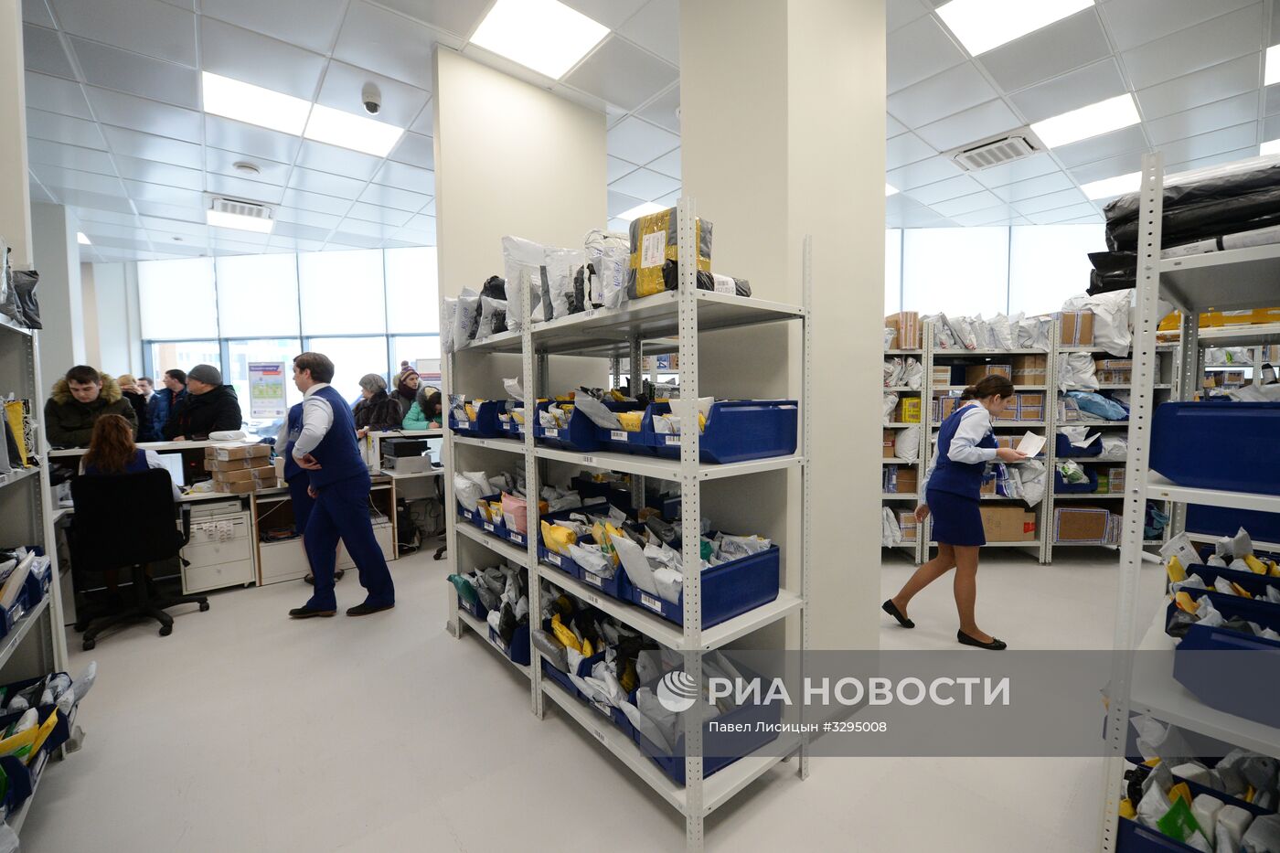 Открытие отделения почтовой связи нового формата в Екатеринбурге