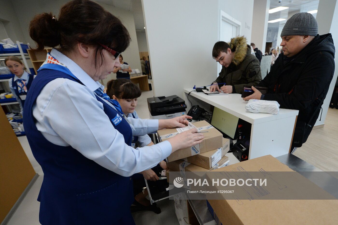Открытие отделения почтовой связи нового формата в Екатеринбурге
