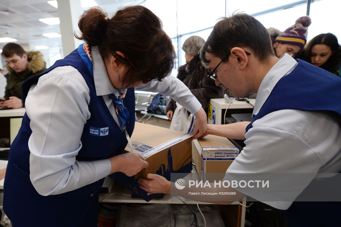 Открытие отделения почтовой связи нового формата в Екатеринбурге