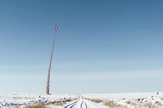 Испытательный пуск новой модернизированной ракеты российской системы ПРО