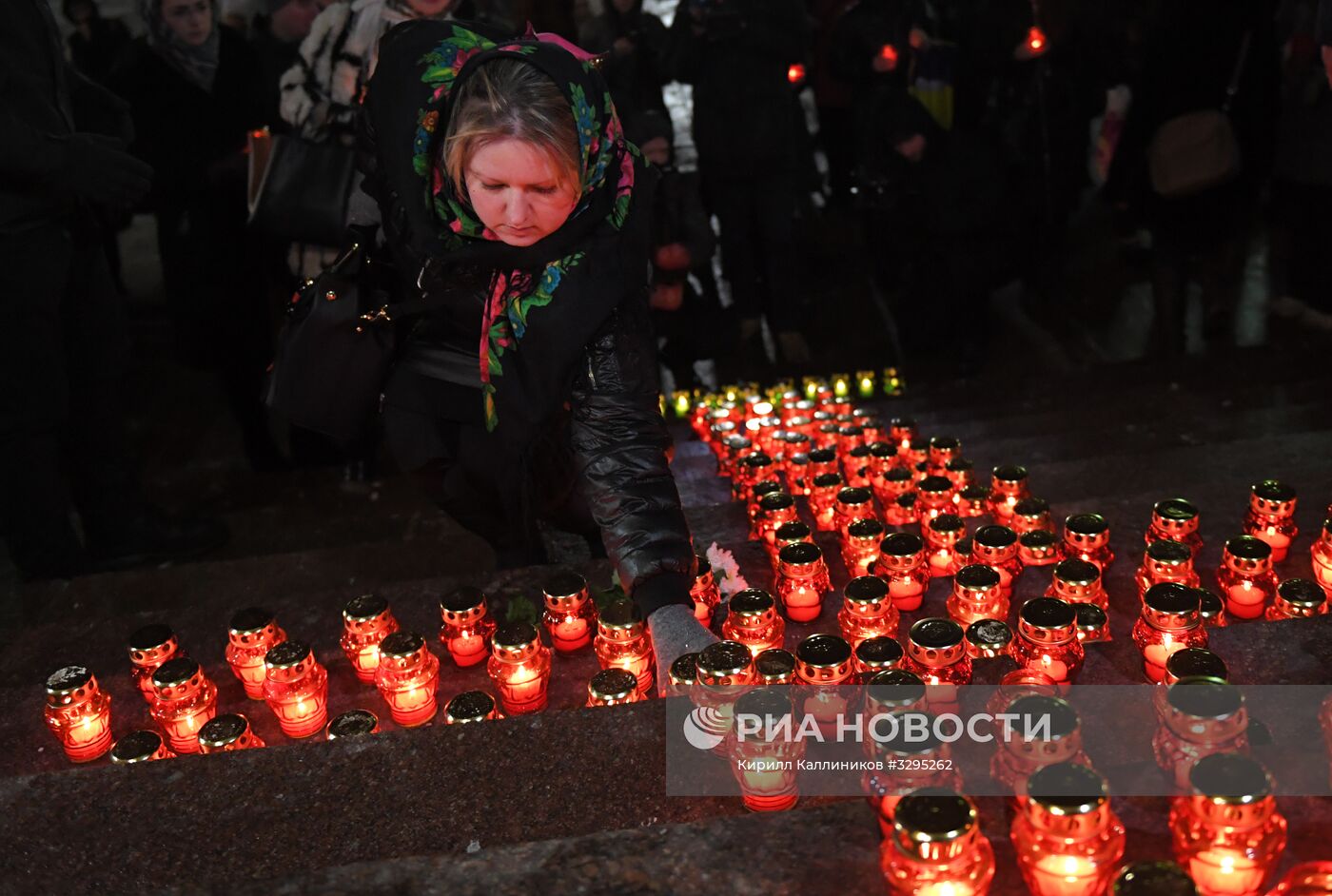 Акция памяти по погибшим в авиакатастрофе в Подмосковье