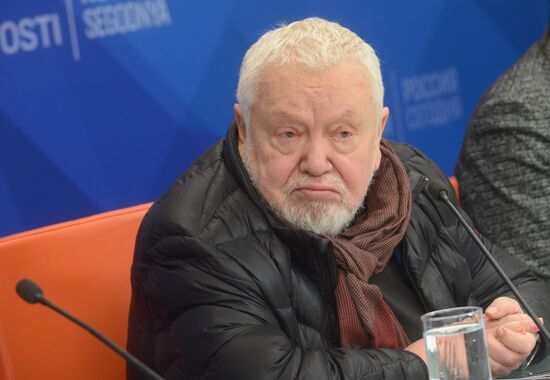 П/к, посвященная XVI Международному фестивалю кинематографических дебютов "Дух огня".