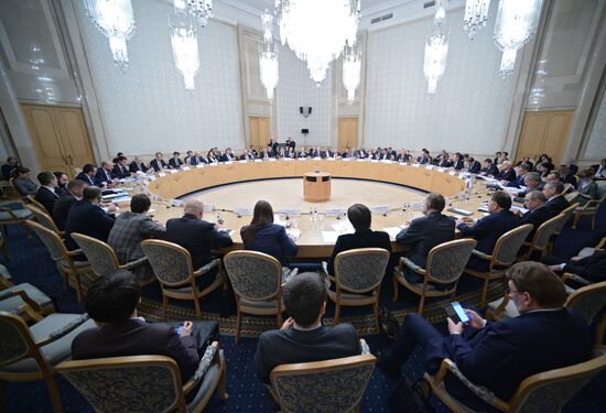 Вице-премьер РФ Д. Рогозин провел заседание межправкомиссии по сотрудничеству РФ с Бельгией и Люксембургом