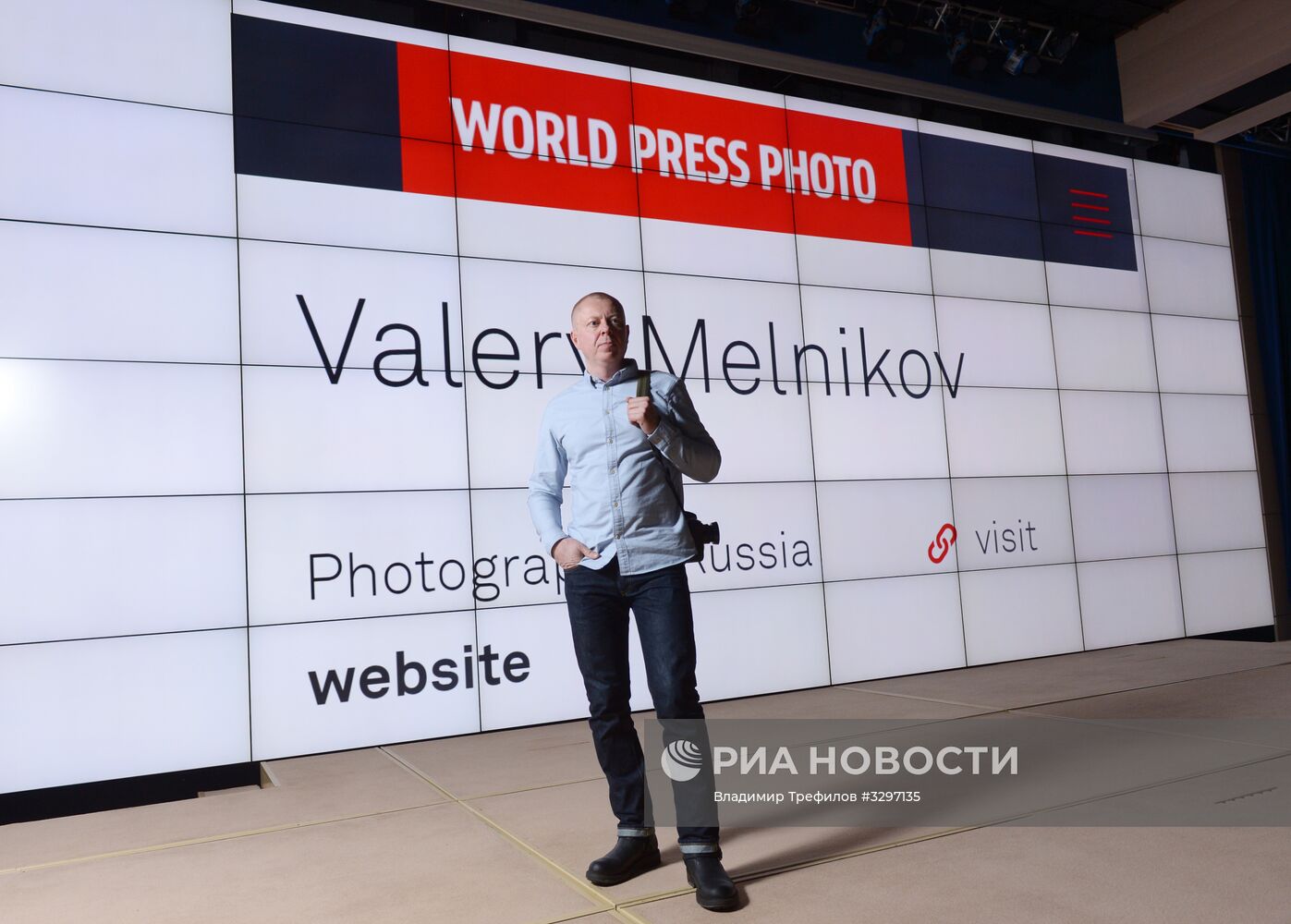 Фотокорреспондент В. Мельников получил награду World Press Photo