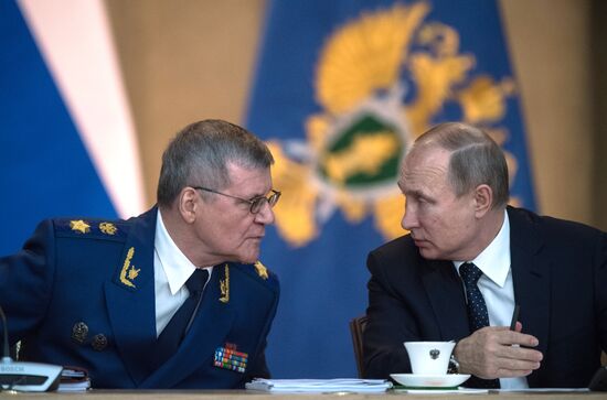 Президент РФ В. Путин принял участие в расширенном заседании коллегии Генпрокуратуры РФ