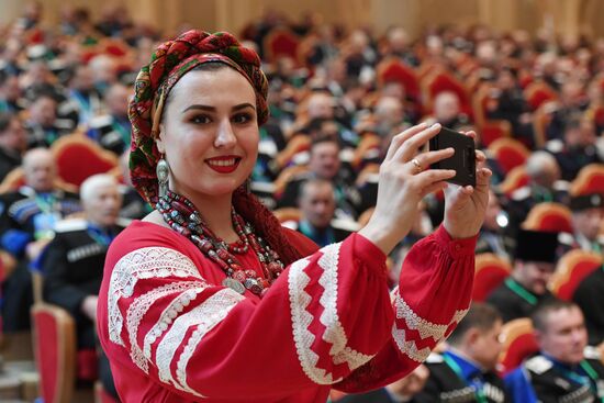 Патриарх Кирилл встретился с российским казачеством