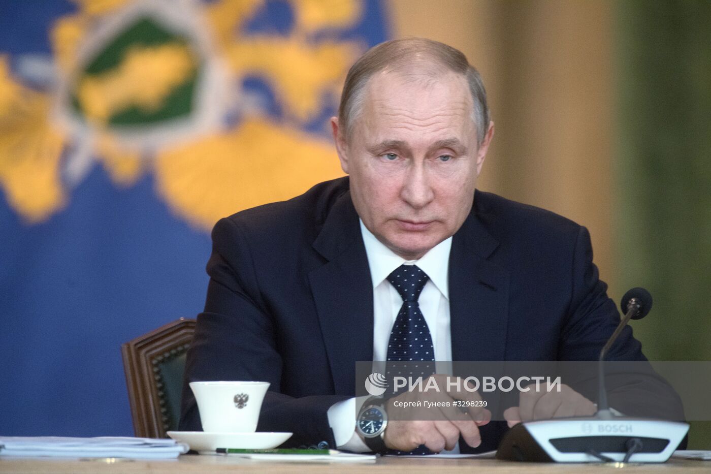 Президент РФ В. Путин принял участие в расширенном заседании коллегии Генпрокуратуры РФ