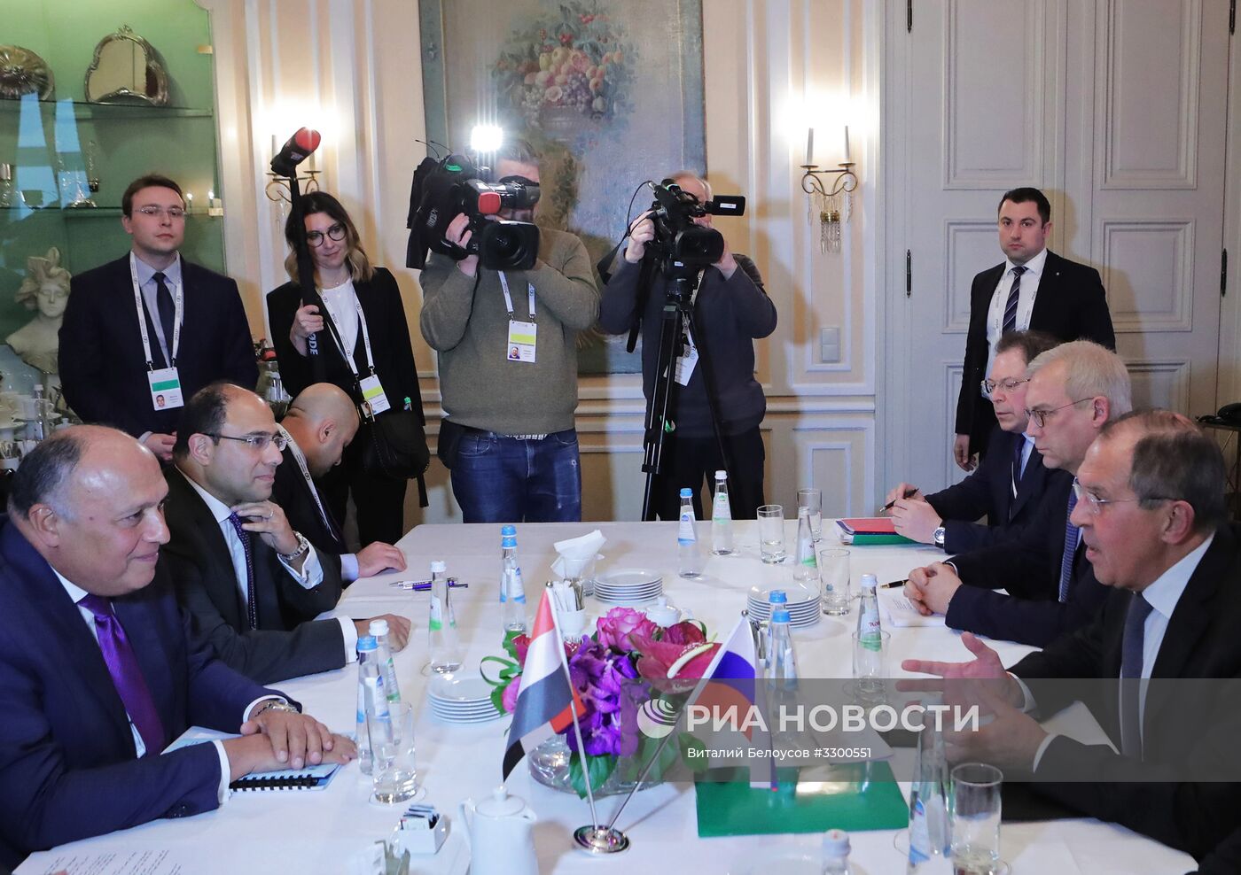 Министр иностранных дел РФ Сергей Лавров провел ряд встреч на полях Мюнхенской конференции по безопасности