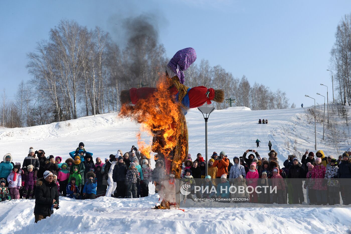 Празднование Масленицы в Новосибирске
