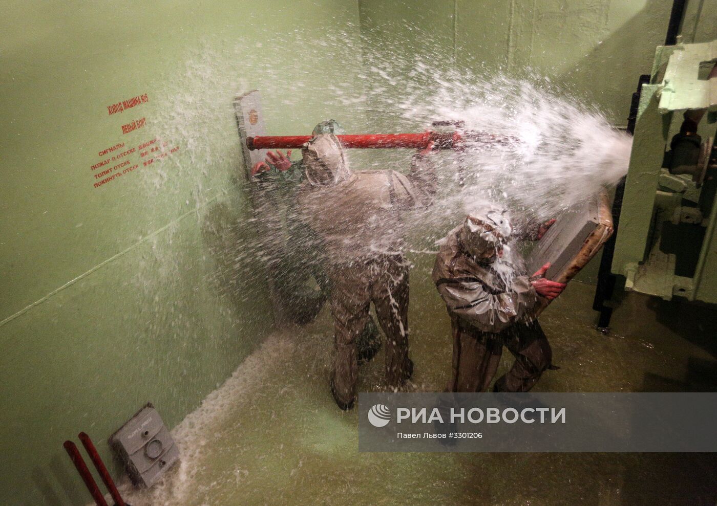 Тяжелый авианесущий крейсер Северного флота "Адмирал Кузнецов"