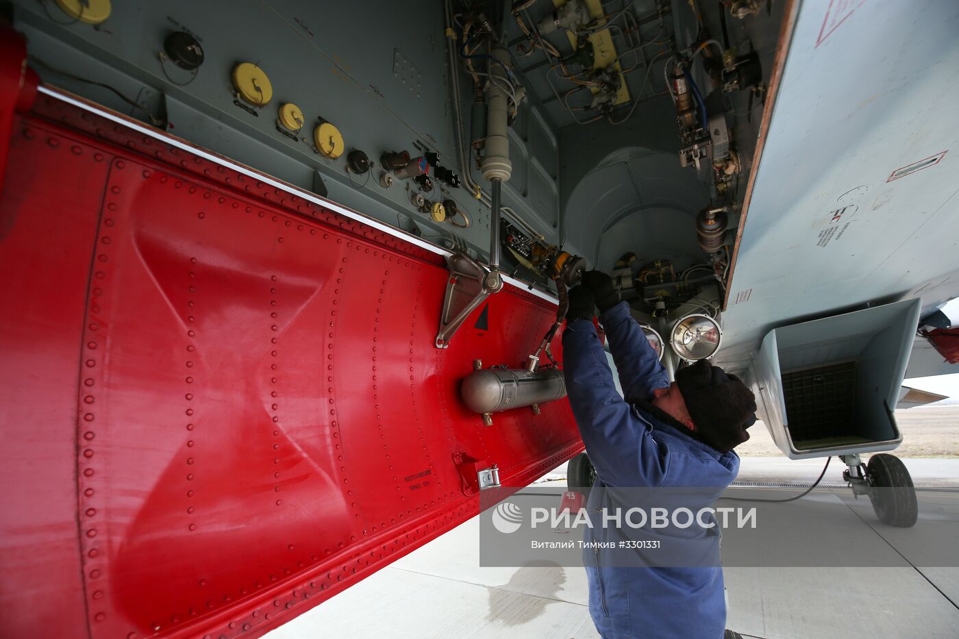 Лётно-тактические учения морской авиации в Ейске