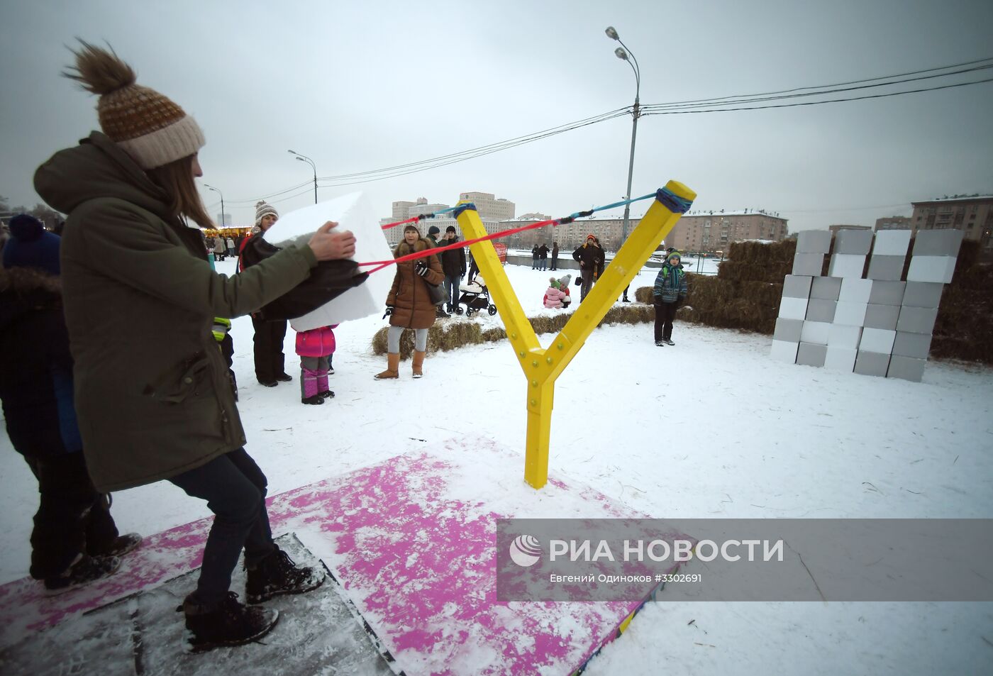 Празднование Масленицы в Москве