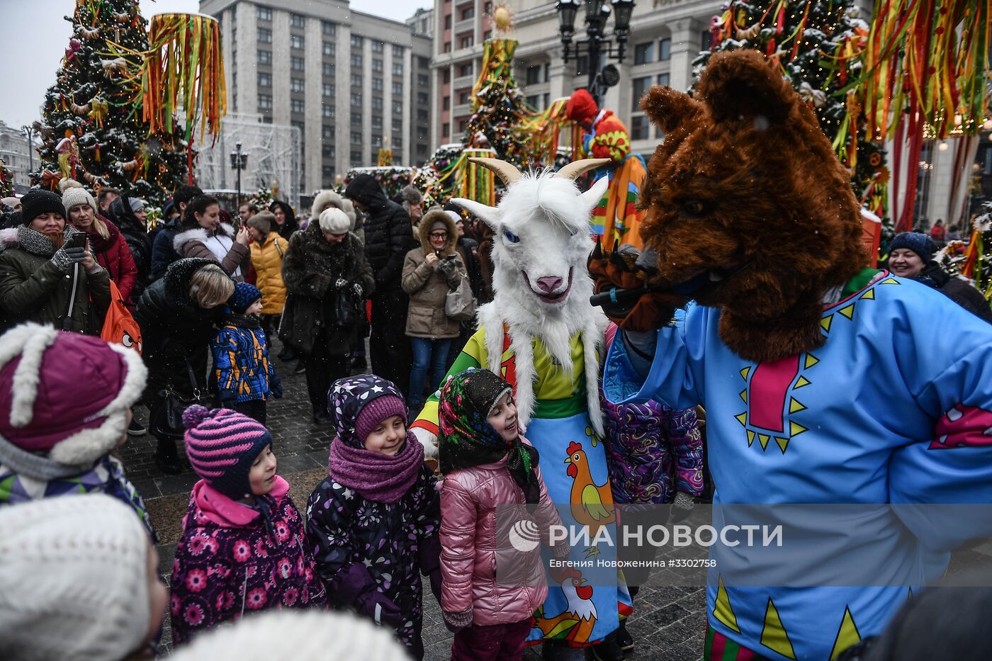 Празднование Масленицы в Москве