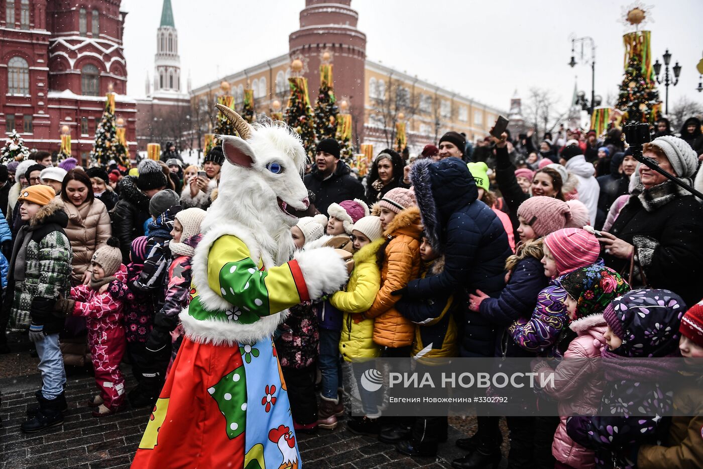 Празднование Масленицы в Москве