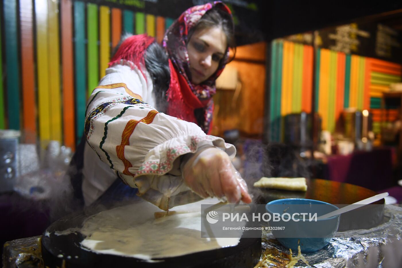 Празднование Масленицы в Москве