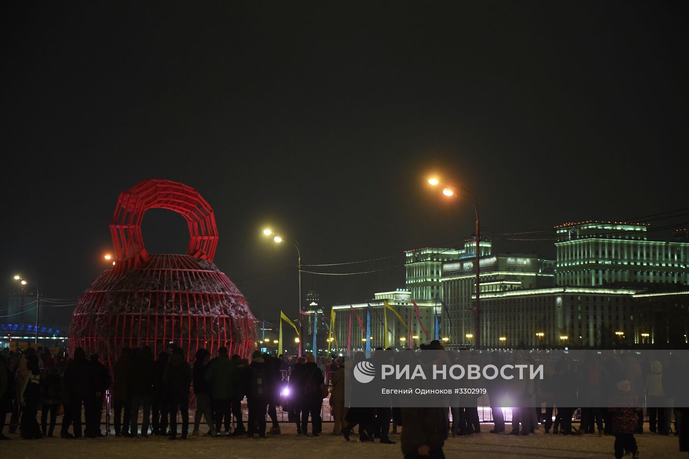 Празднование Масленицы в Москве