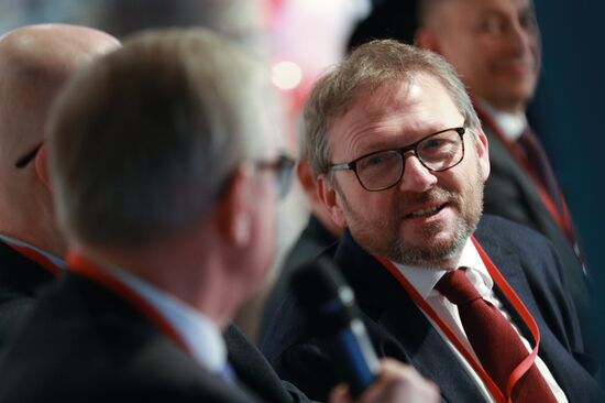 Борис Титов провел встречу с доверенными лицами