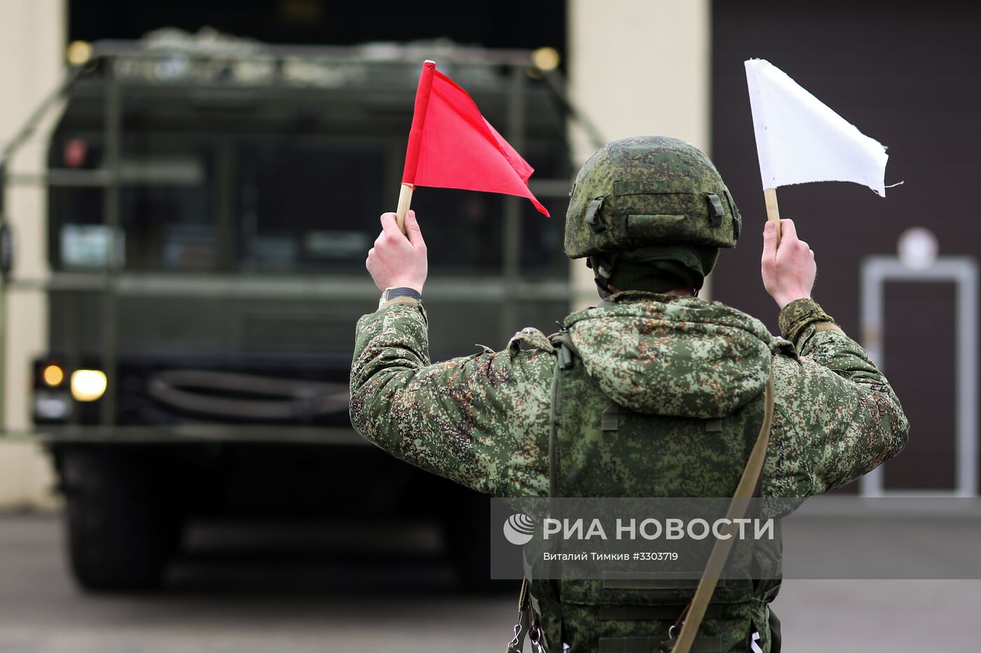 Учения расчетов ракетного комплекса "Искандер-М" в Краснодарском крае