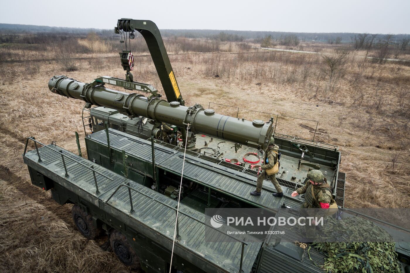 Учения расчетов ракетного комплекса "Искандер-М" в Краснодарском крае