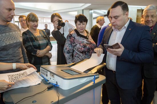 Комплекс обработки избирательных бюллетеней в Симферополе