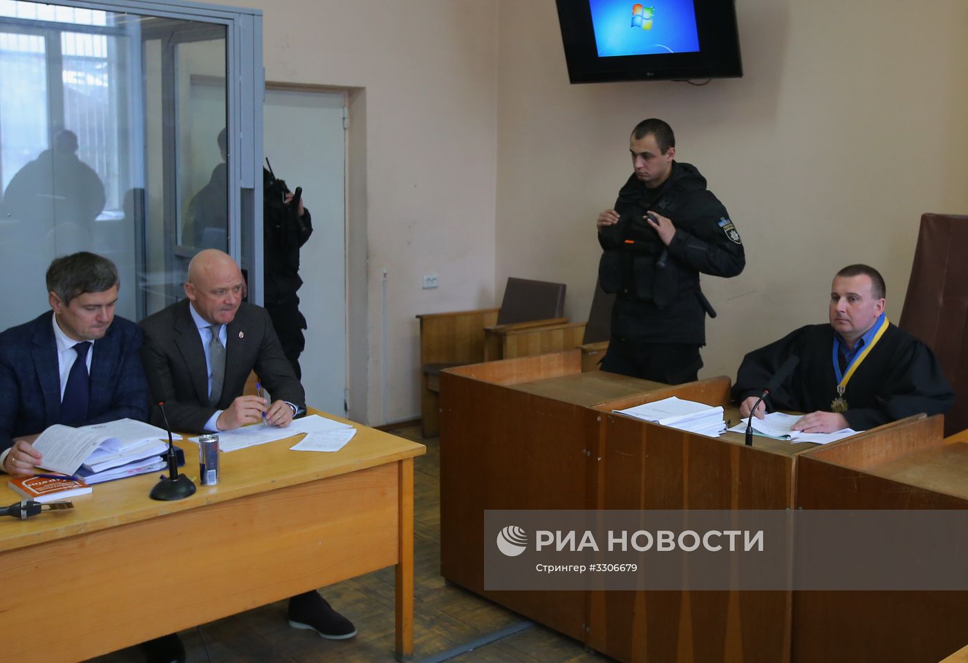 Суд над бывшим мэром Одессы Г. Трухановым в Киеве