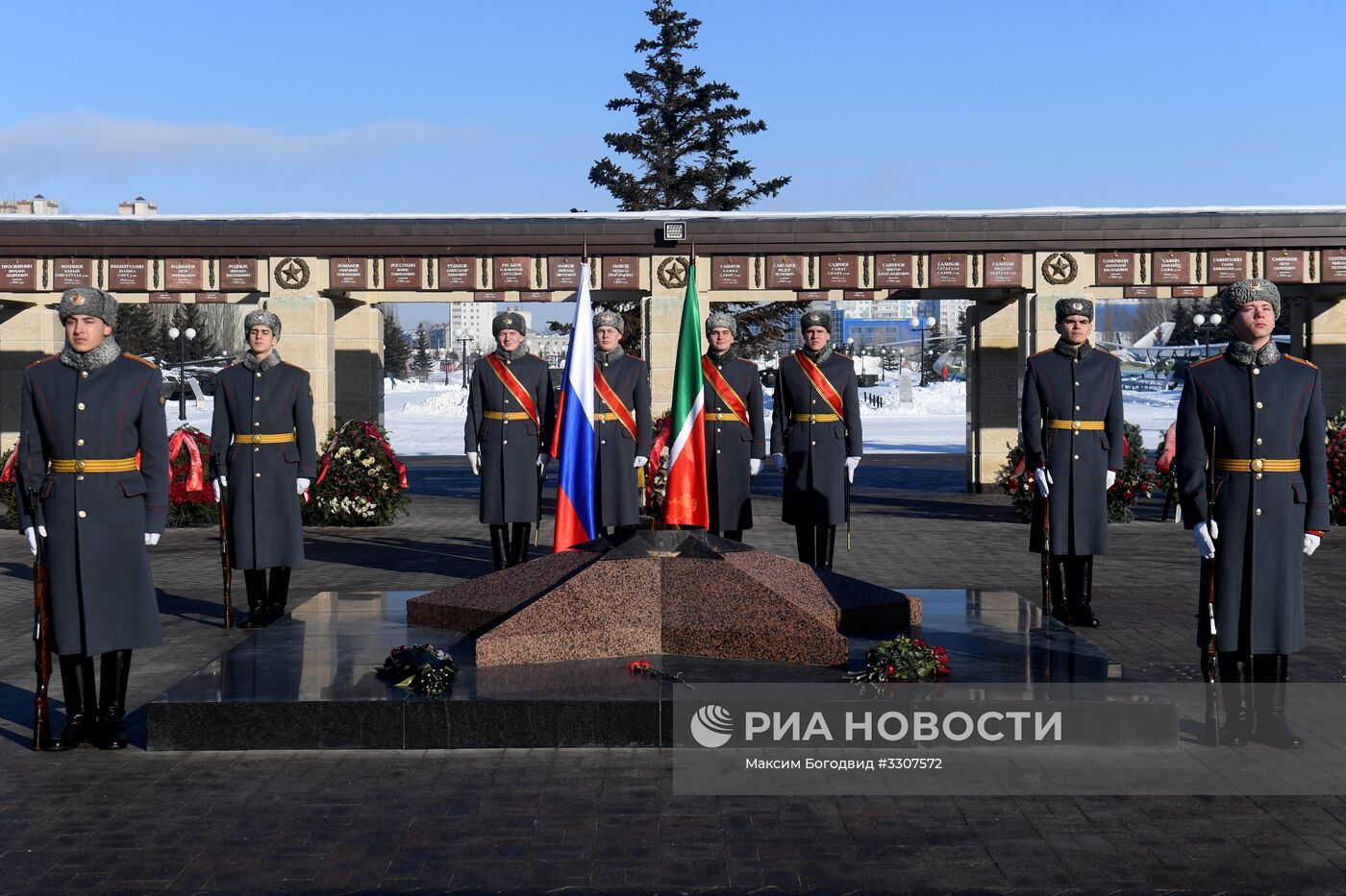 Празднование Дня защитника Отечества в регионах России