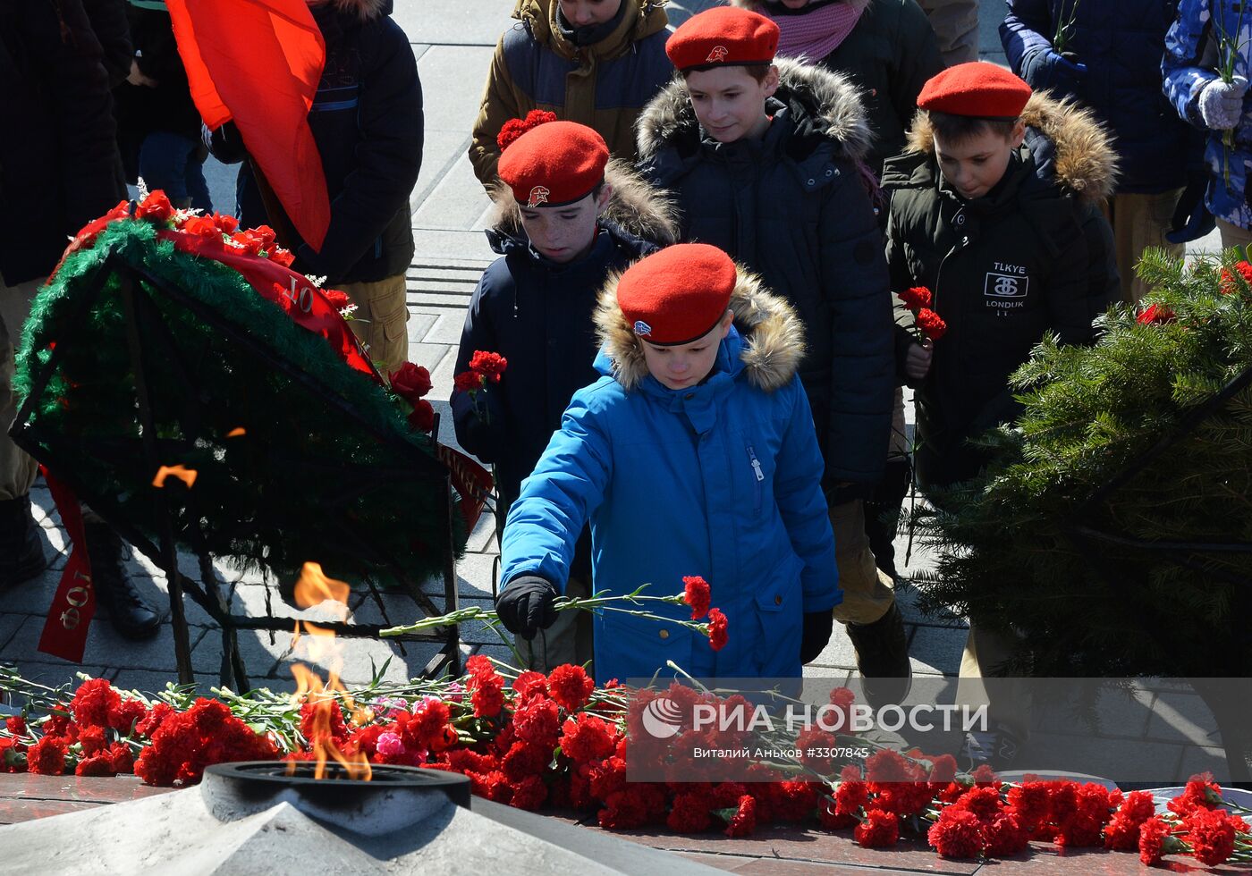 Празднование Дня защитника Отечества в регионах России