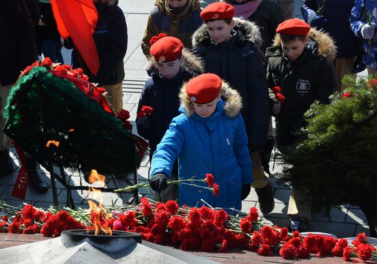 Празднование Дня защитника Отечества в регионах России