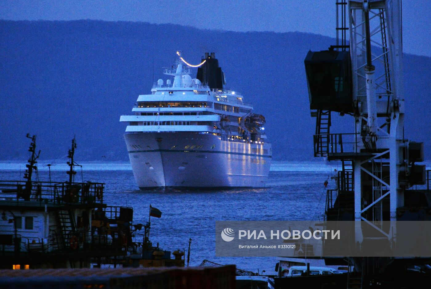 Прибытие круизного лайнера Amadea во Владивосток