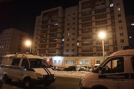 Стрельба в многоэтажном доме в Казани