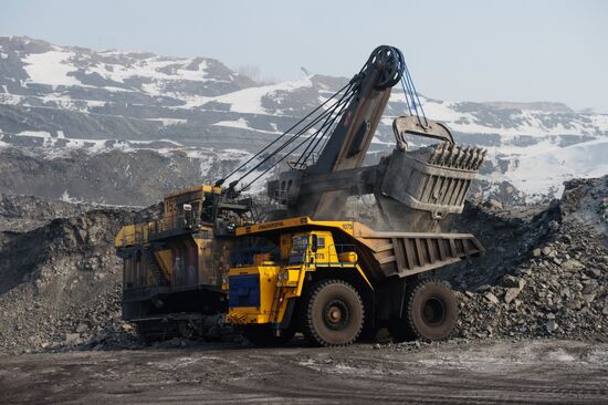 Кедровский угольный разрез