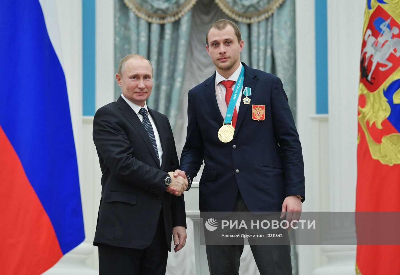 Президент РФ В. Путин вручил госнаграды призерам и победителям XXIII зимних Олимпийских игр