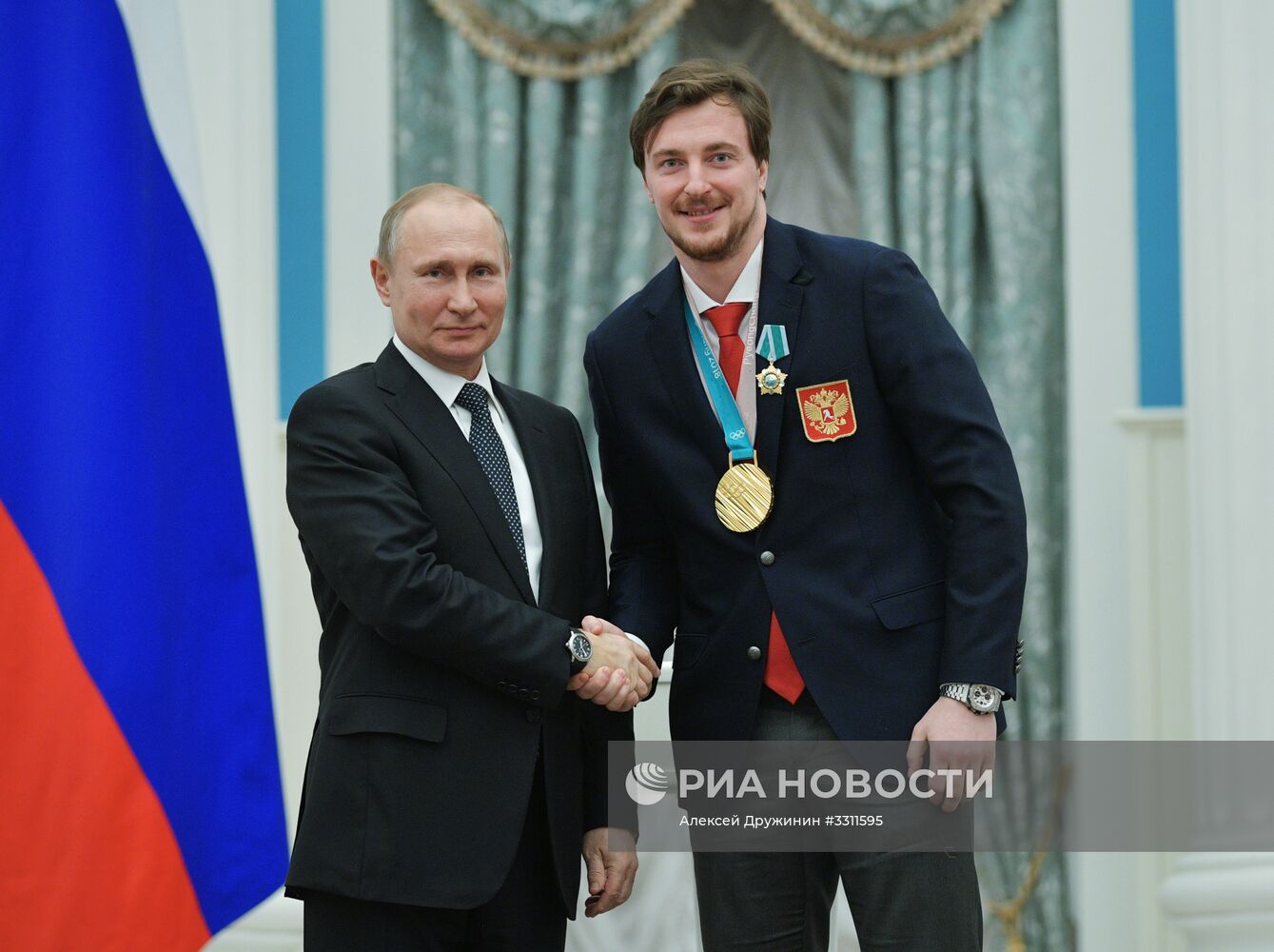 Президент РФ В. Путин вручил госнаграды призерам и победителям XXIII зимних Олимпийских игр