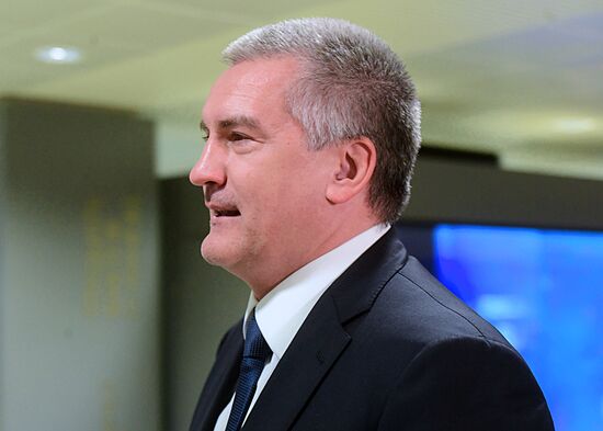 Ежегодное послание президента РФ В. Путина Федеральному Собранию