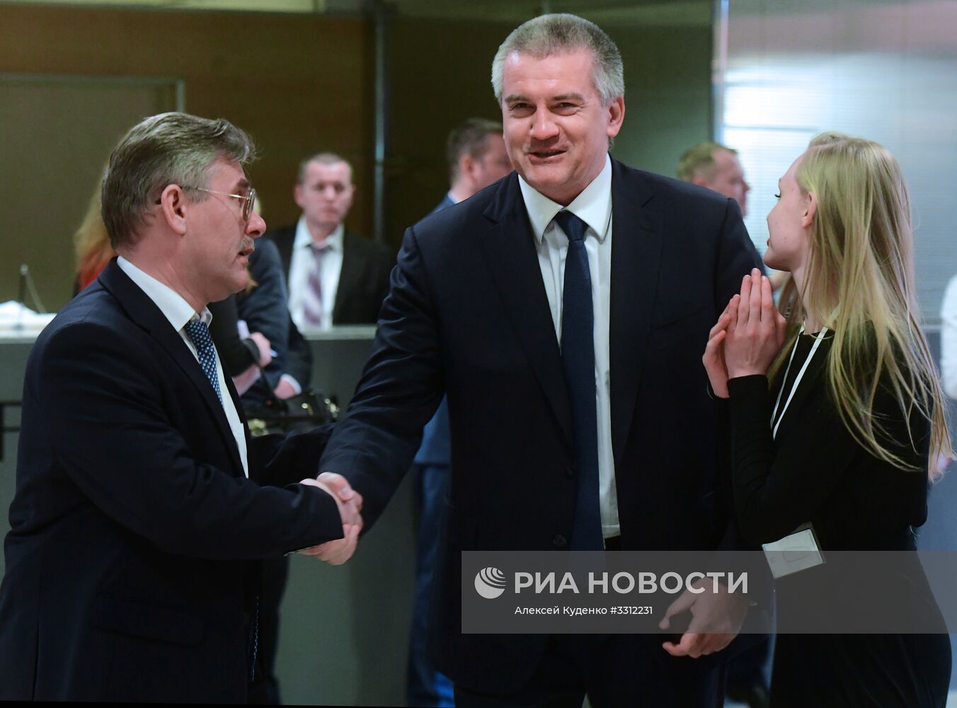 Ежегодное послание президента РФ В. Путина Федеральному Собранию