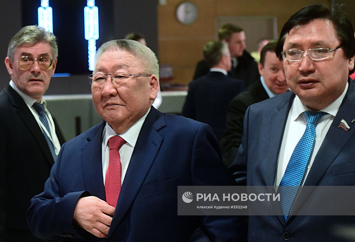 Ежегодное послание президента РФ В. Путина Федеральному Собранию